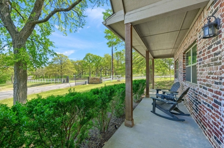 Large Country Home for Sale in Grayson County, Texas - image 4