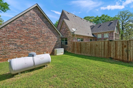 Large Country Home for Sale in Grayson County, Texas - image 31