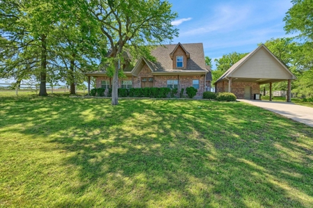 Large Country Home for Sale in Grayson County, Texas - image 2