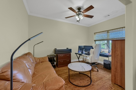 Large Country Home for Sale in Grayson County, Texas - image 8