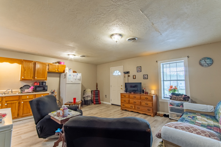 6-Unit Apartment Complex for Sale in Martin, TN - image 5