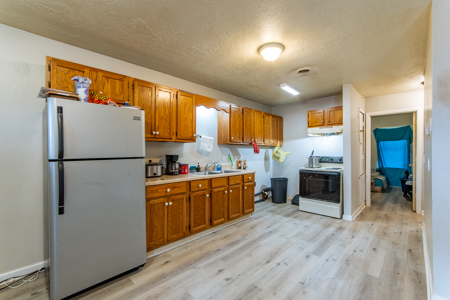 6-Unit Apartment Complex for Sale in Martin, TN - image 20