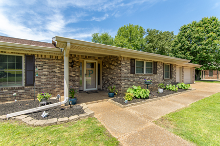 Well-Maintained Home for Sale in Dyer, TN - image 4