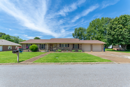 Well-Maintained Home for Sale in Dyer, TN - image 1
