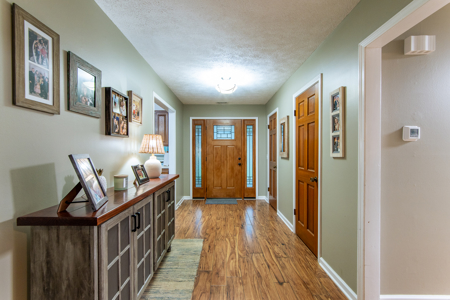 Well-Maintained Home for Sale in Dyer, TN - image 5