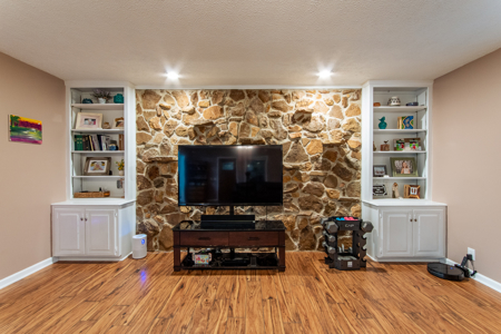 Well-Maintained Home for Sale in Dyer, TN - image 8