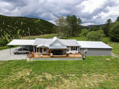 Fully Renovated Home For Sale In Elk Creek VA - image 1