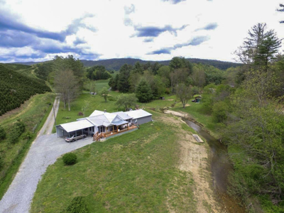 Fully Renovated Home For Sale In Elk Creek VA - image 2