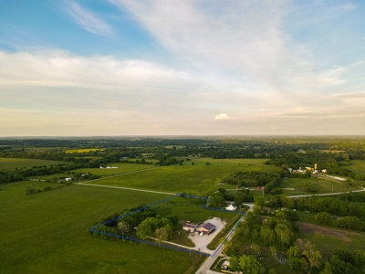 Home on land For Sale Cedar County Mo - image 44