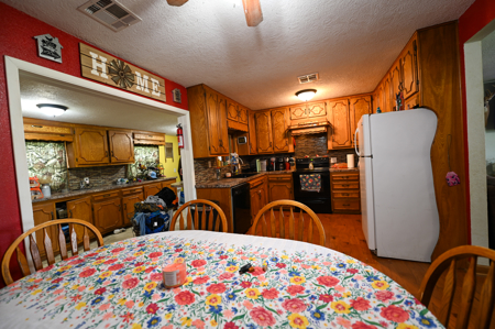 Home on land For Sale Cedar County Mo - image 5