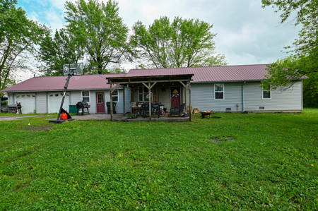 Home on land For Sale Cedar County Mo - image 1