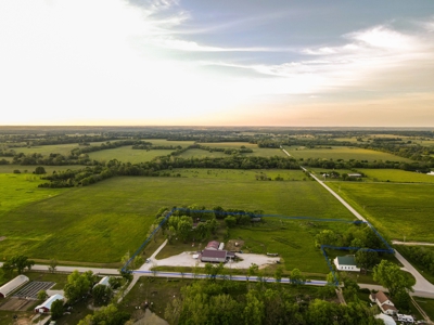 Home on land For Sale Cedar County Mo - image 45