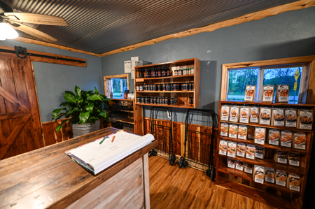 Home on land For Sale Cedar County Mo - image 34