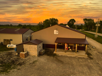 Home on land For Sale Cedar County Mo - image 26