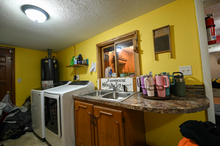 Home on land For Sale Cedar County Mo - image 8