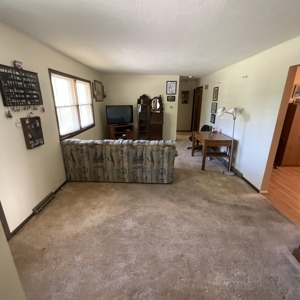 Charming 3-Bedroom Raised Ranch on a Corner Lot in Shenandoah! - image 26