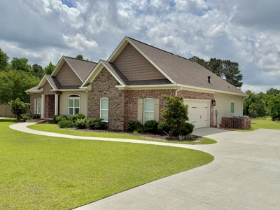 Custom Built Home on 1 acre lot Dothan Alabama - image 50