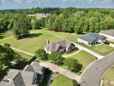 Custom Built Home on 1 acre lot Dothan Alabama - image 2