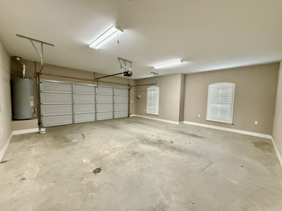 Custom Built Home on 1 acre lot Dothan Alabama - image 43