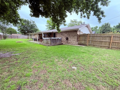 Winnsboro - Wood County Texas - Beautifully Updated Brick in Town - image 35