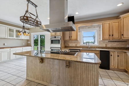 Country Home for Sale in Lewis County, Tennessee - image 10