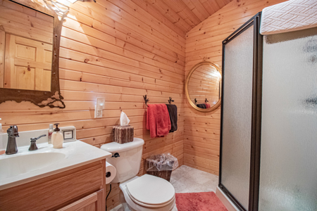 Log home acreage for sale in Jones County Iowa - image 20