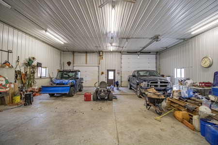 Log home acreage for sale in Jones County Iowa - image 45