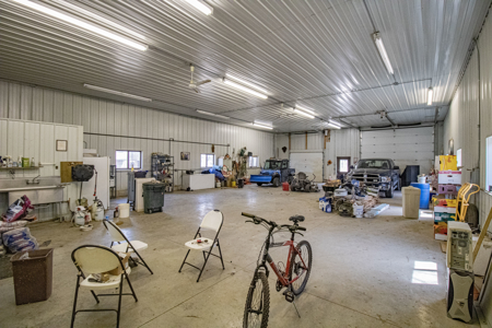 Log home acreage for sale in Jones County Iowa - image 44