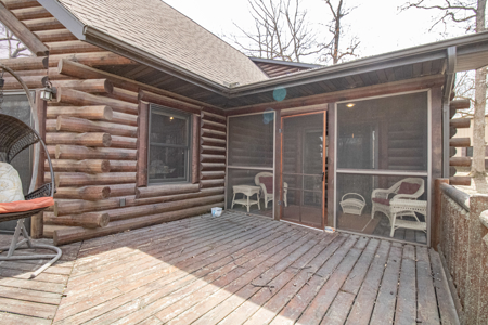 Log home acreage for sale in Jones County Iowa - image 31
