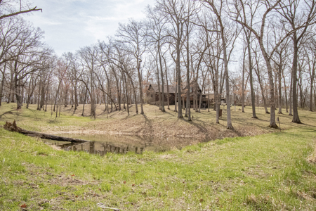 Log home acreage for sale in Jones County Iowa - image 39