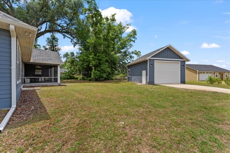 Luxurious Home on Large Corner Lot - image 32