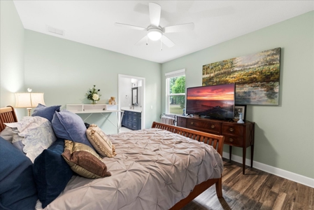 Luxurious Home on Large Corner Lot - image 25