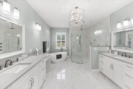 Luxurious Home on Large Corner Lot - image 21