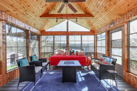 Updated Farm Home with land for sale Waupaca County - image 11