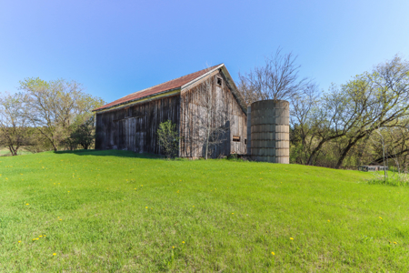 Updated Farm Home with land for sale Waupaca County - image 36