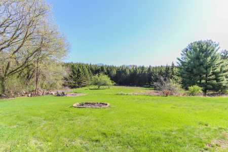 Updated Farm Home with land for sale Waupaca County - image 43