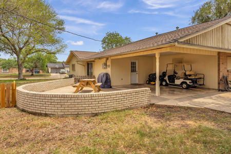 Home sitting on half acre lot in Calallen, Corpus Christi, TX - image 8