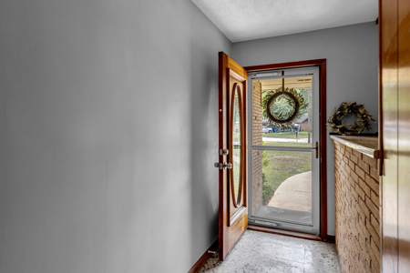 Home sitting on half acre lot in Calallen, Corpus Christi, TX - image 13