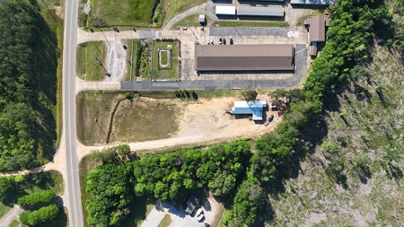 Commercial Property with Building for Sale in Camden, Alabama - image 7
