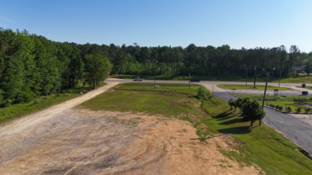 Commercial Property with Building for Sale in Camden, Alabama - image 6