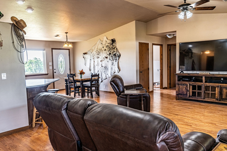Horse Property for Sale in Cheyenne, OK – 10 Acres of Equestrian - image 4