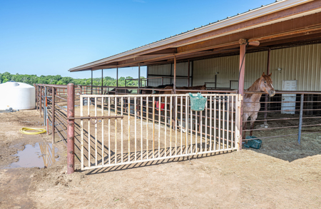 Horse Property for Sale in Cheyenne, OK – 10 Acres of Equestrian - image 16
