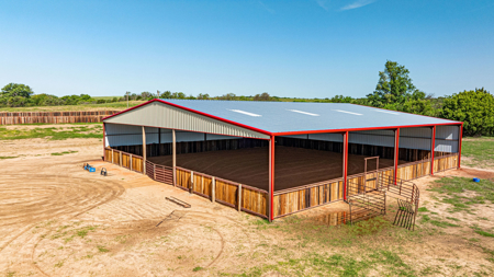 Horse Property for Sale in Cheyenne, OK – 10 Acres of Equestrian - image 21