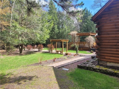 Fully Furnished Log Home For Sale in Jefferson, New York - image 5