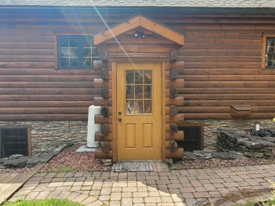 Fully Furnished Log Home For Sale in Jefferson, New York - image 12