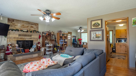 Home in Town for sale in Thayer, Missouri - image 9