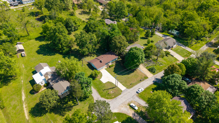 Home in Town for sale in Thayer, Missouri - image 39