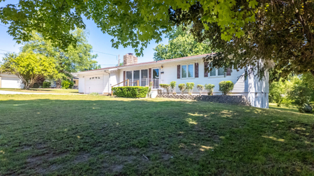 Home in Town for sale in Thayer, Missouri - image 5