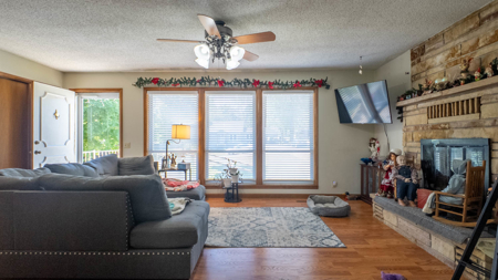 Home in Town for sale in Thayer, Missouri - image 10