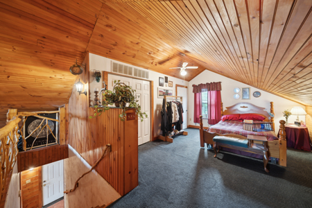 Log Home on 243 Acres, Hunting Land with Panoramic Views - image 38